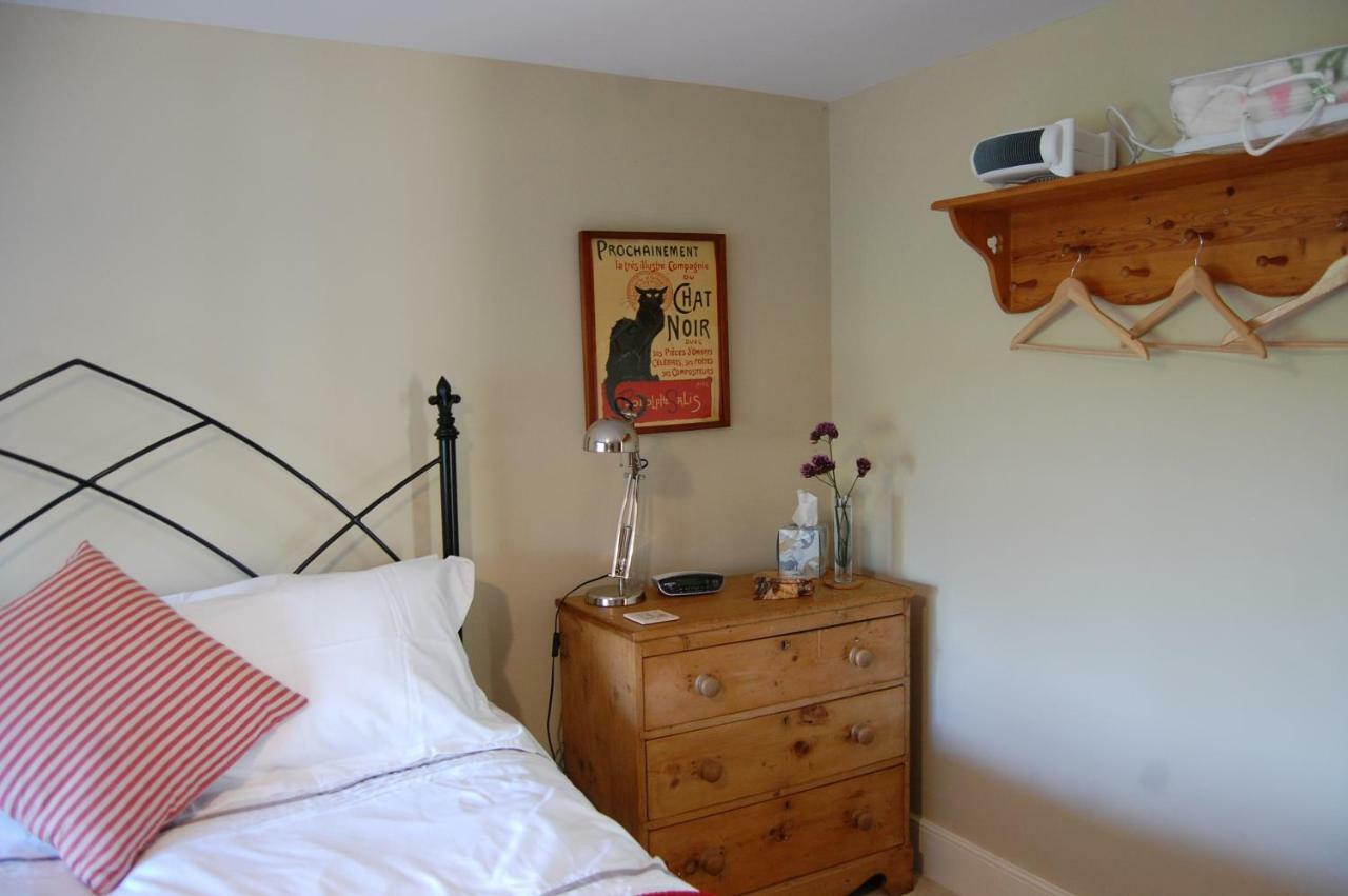 Home Barn Bed And Breakfast Yeovil Buitenkant foto
