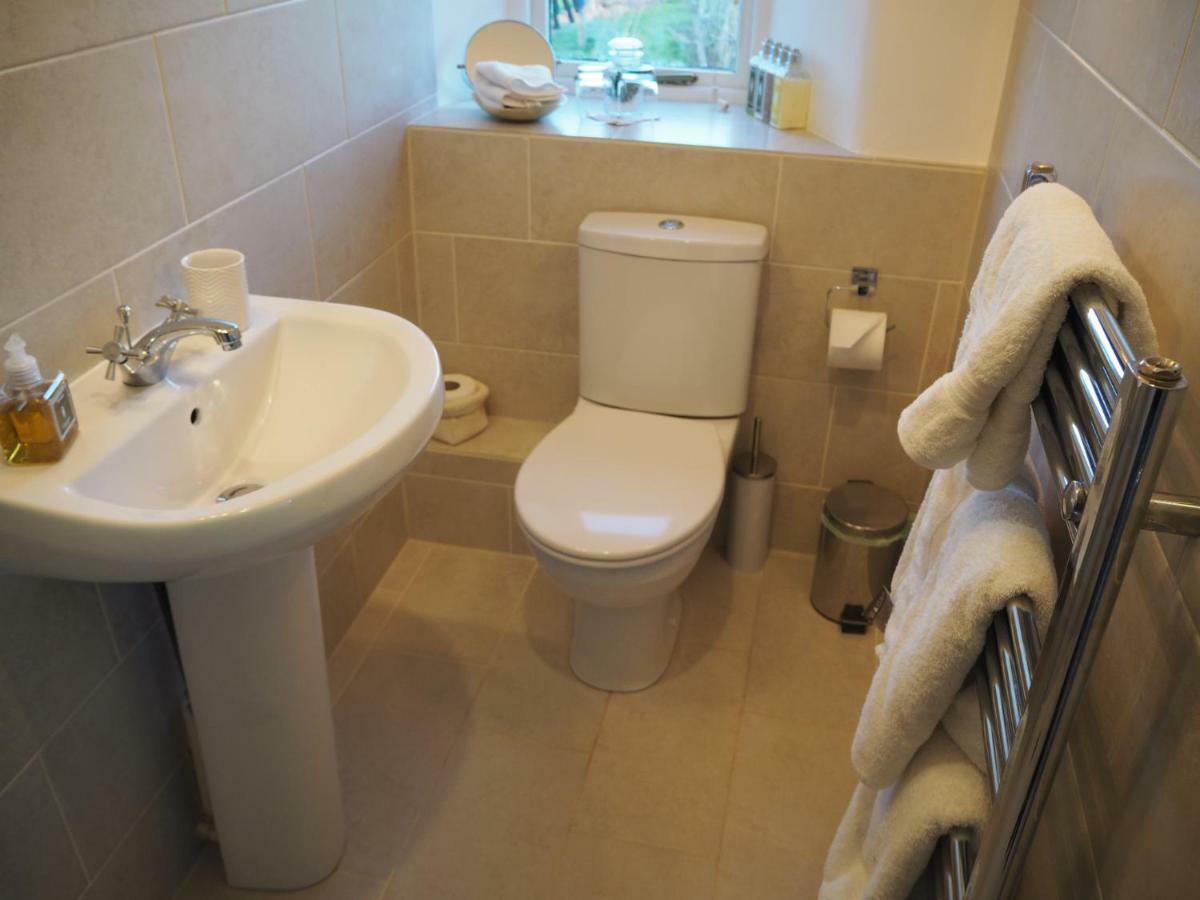 Home Barn Bed And Breakfast Yeovil Buitenkant foto